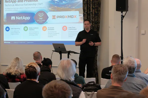 Andreas Engel presenting Proxmox VE with NetApp ONTAP